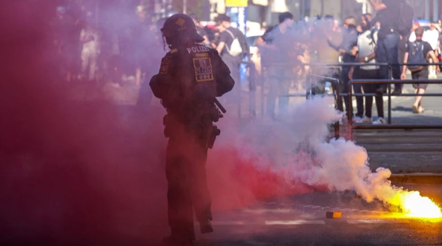 leipzig ausschreitung demonstration