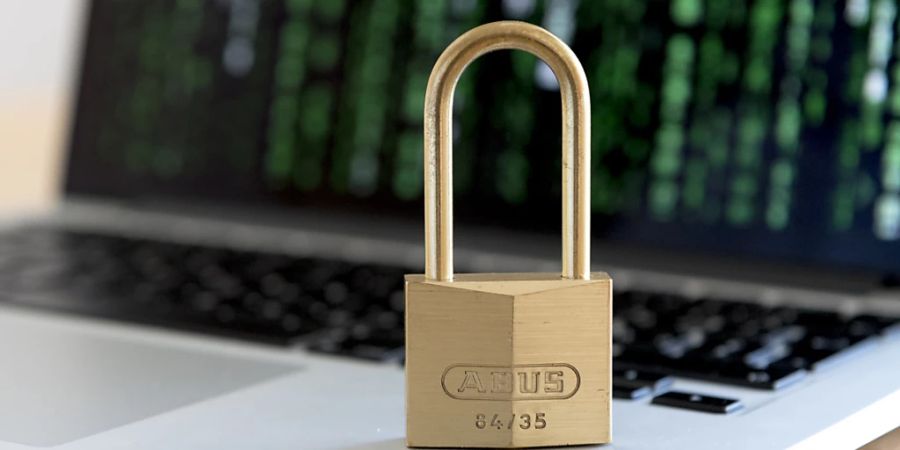 Eine Datenbank von privaten Covid-19-Testzentren ist vorübergehend nicht genügend vor unbefugten Zugriffen geschützt gewesen. (Themenbild)