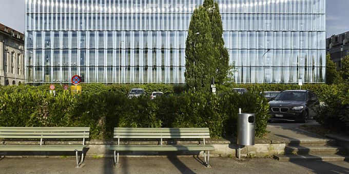 Im Startquartal - Swiss Re schreibt wieder schwarze Zahlen