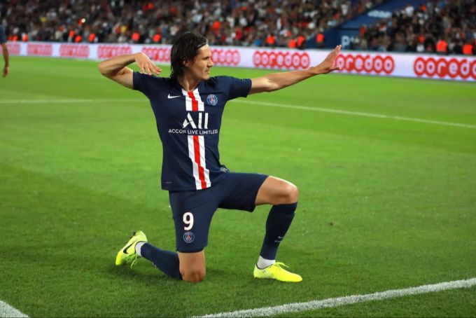 Edinson Cavani bejubelt seinen Treffer im Ligue-1-Spiel gegen Nimes im August 2019. Paris Saint-Germain Cavani