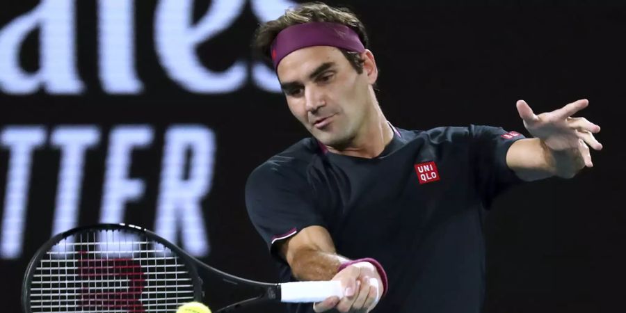 Roger Federer bekundet gegen den Serben Filip Krajinovic (ATP 41) keine Mühe.