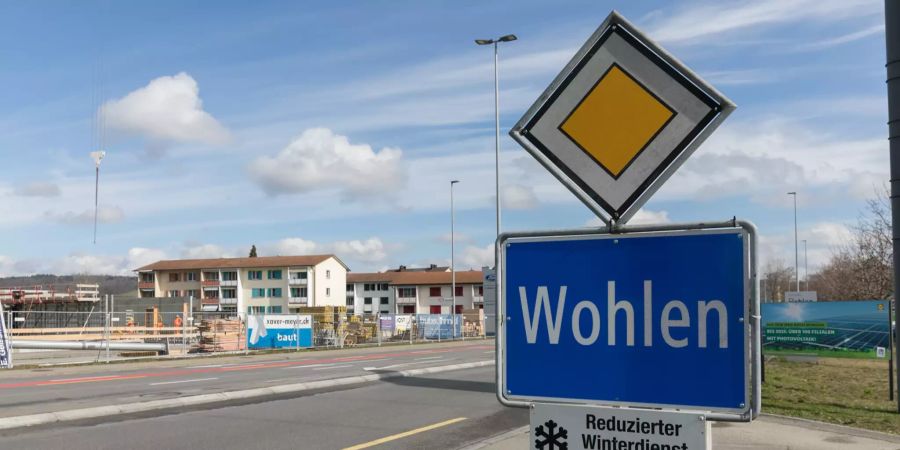 Einfahrtsstrasse Richtung Wohlen.