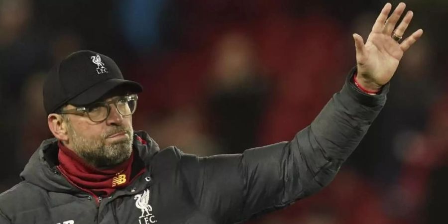 Jürgen Klopp und der FC Liverpool haben sich bei allen Helfer im Gesundheitswesen bedankt. Foto: Jon Super/AP/dpa