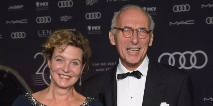 Margarita Broich und Dirk Schmalenbach 2019 bei der Operngala für die Deutsche Aids-Stiftung. Foto: Jörg Carstensen/dpa
