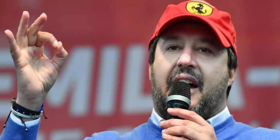 Salvini bei einem Wahlkampfauftritt in Maranello