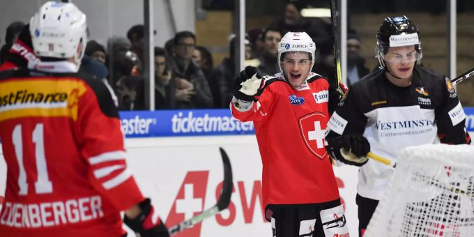 Yannick Zehnder erzielte mit dem Tor zum zwischenzeitlichen 3:1 das Game Winning Goal für die Schweiz. Yannick Zehnder Eishockey Schweiz