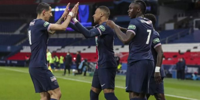 PSG gewann deutlich gegen Lille. Foto: Thibault Camus/AP/dpa PSG gewann deutlich gegen Lille. Foto: Thibault Camus/AP/dpa
