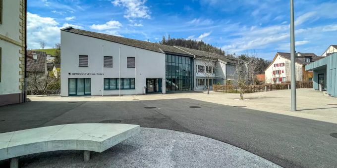 Das Gemeindehaus in Bubendorf. - Bezirk Liestal BL Das Gemeindehaus in Bubendorf. - Bezirk Liestal BL