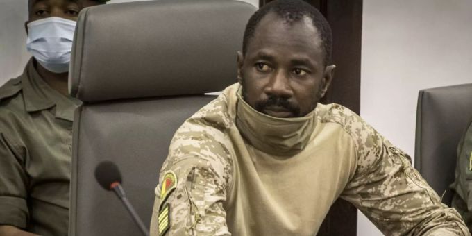 Das Verfassungsgericht hat in Mali Oberst Assimi Goita zum neuen interimistischen Staatschef ernannt. (Archivbild) Das Verfassungsgericht hat in Mali Oberst Assimi Goita zum neuen interimistischen Staatschef ernannt. (Archivbild)