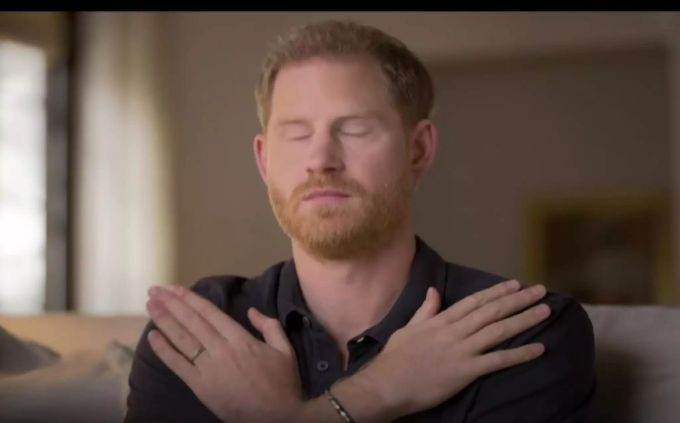 Prinz Harry will mit EMDR seine Traumata überwinden. Prinz Harry