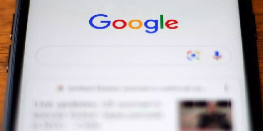Google-Symbol auf einem Smartphone