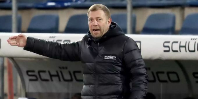 Will mit Bielefeld den Abstieg verhindern: Trainer Frank Kramer. Foto: Friso Gentsch/dpa Will mit Bielefeld den Abstieg verhindern: Trainer Frank Kramer. Foto: Friso Gentsch/dpa