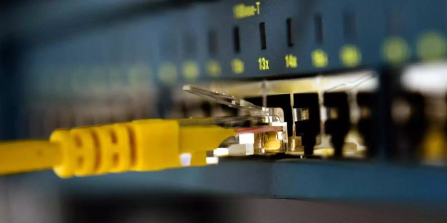 Acht Prozent der befragten Internetnutzer einer Postbank-Studie wissen nicht, bei welchen Anbietern sie einen Account besitzen und Daten freigegeben haben. Foto: Arno Burgi