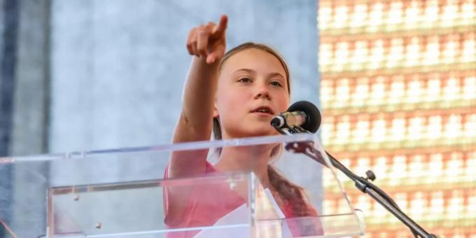 Greta Thunberg spricht bei einer Kundgebung in New York. thunberg
