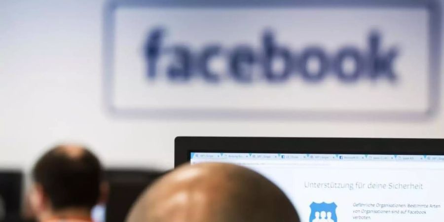 Blick ins Löschzentrum von Facebook in einem Service-Center in Berlin. Foto: Soeren Stache