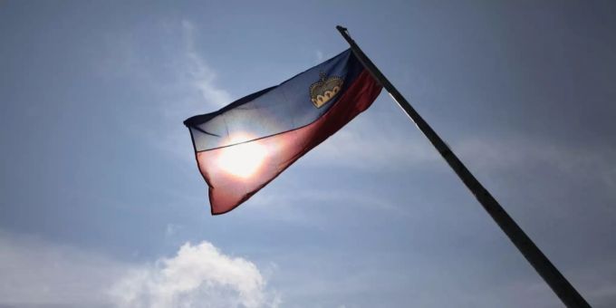 Die Flagge Liechtensteins. Liechtenstein