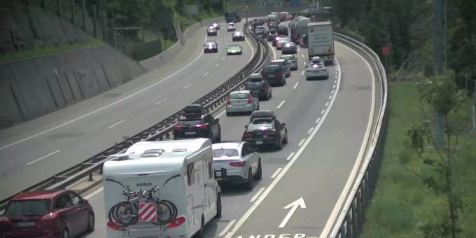 Stau vor dem Gotthard (Archivbild) Gotthardstau