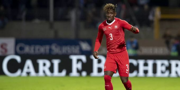 François Moubandje bei einem seiner bisherigen 21 Einsätze für die Schweizer Nati. François Moubandje Dinamo Zagreb