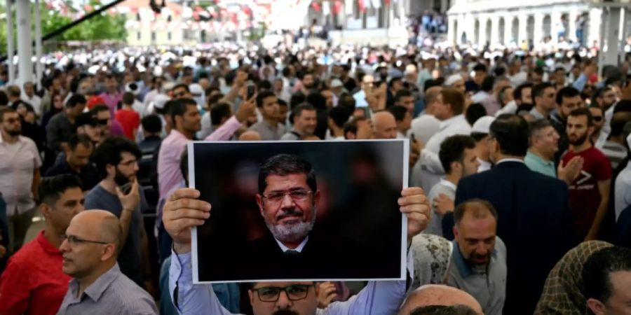 Trauerfeier für Ägyptens Ex-Präsident Mursi in Istanbul