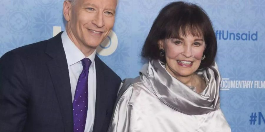 Anderson Cooper trauert um seine Mutter Gloria Vanderbilt. Foto: Charles Sykes/Invision/AP