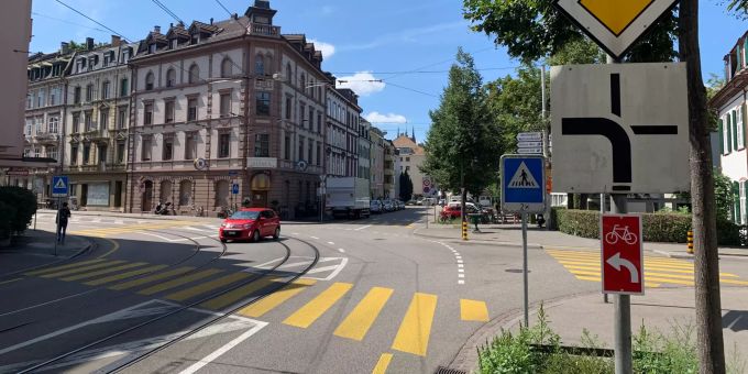 Der Verkehr soll stärker dosiert werden. Kontrollaktion «Korrekte Zeichengebung»