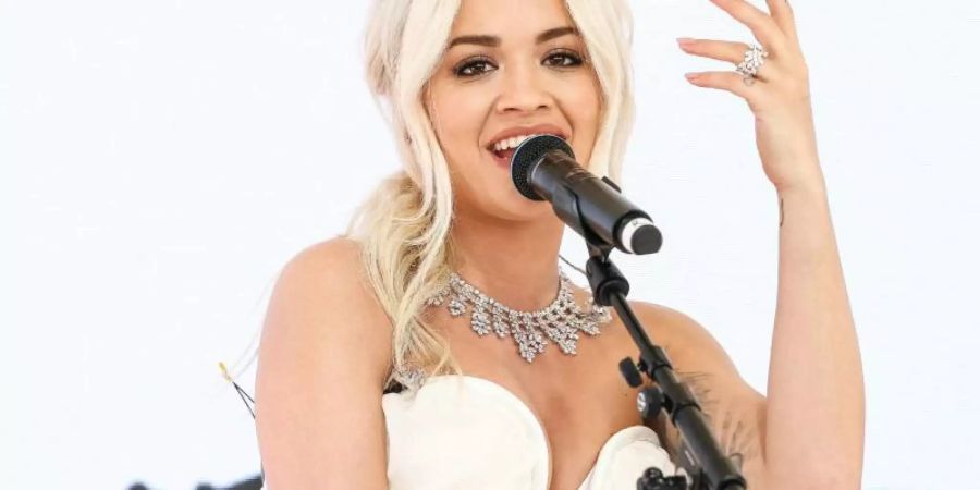 Rita Ora muss sich schonen. Foto: Imagespace/ZUMA Wire