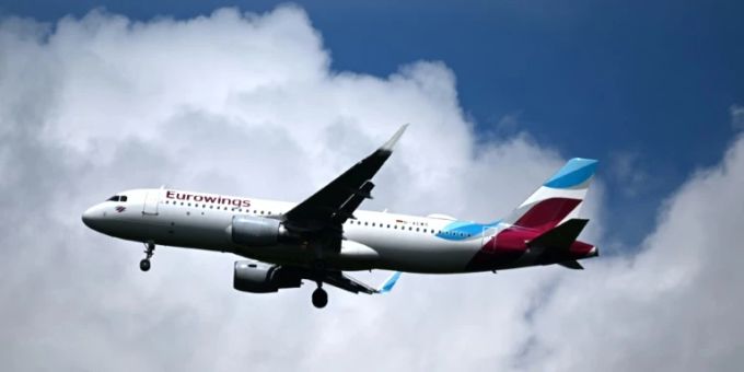 Flugzeug von Eurowings Flugzeug von Eurowings