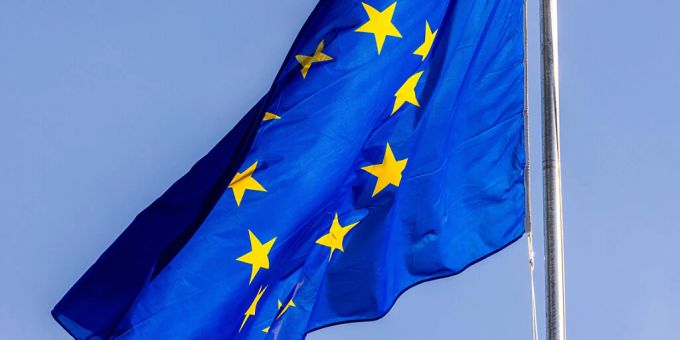 Brüssel - Lieferung von Kampfdrohnen: EU setzt neue Iran-Sanktionen in Kraft