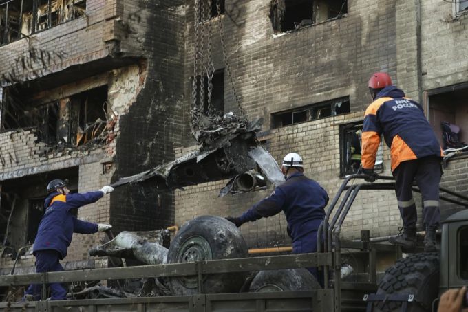 72 Gebäude wurden zerstört. kampfjet