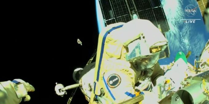 Samantha Cristoforetti bei ISS-Ausseneinsatz im Juli Samantha Cristoforetti
