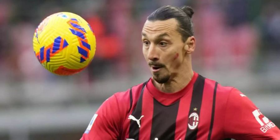 Glich für den AC Mailand noch aus: Zlatan Ibrahimovic. Foto: Luca Bruno/AP/dpa/Archivbild