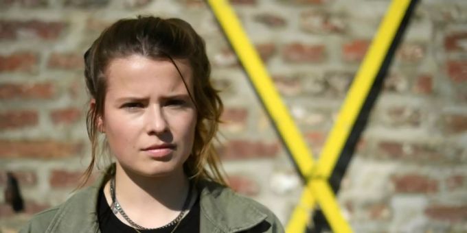 Luisa Neubauer, Klimaaktivistin. Kernkraftwerk