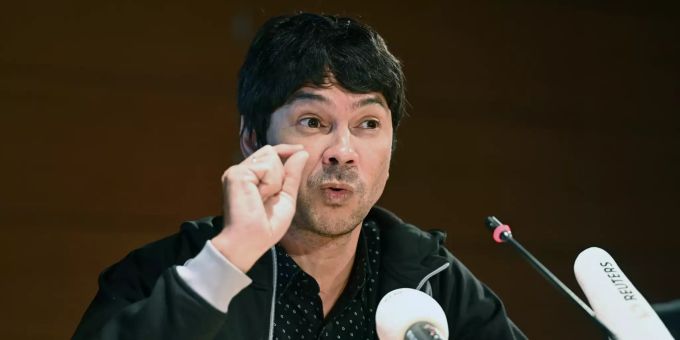 Yunior Garcia Aguilera spricht an einer Pressekonferenz. Cuban dissident Yunior Garcia's press conference in Madrid