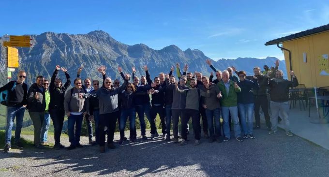 Ein Teil der Mitglieder des Gewerbevereins Gossau auf Herbstwanderung. Herbstwanderung Gewerbeverein Gossau