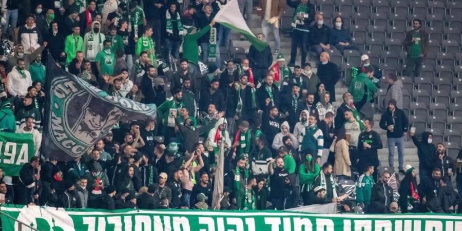 Union-Fans sollen israelische Fussball-Anhänger von Maccabi Haifa antisemitisch beleidigt haben. Foto: Andreas Gora/dpa