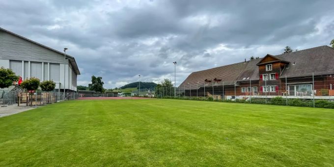 Der Sportplatz der Gemeinde Altishofen. Der Sportplatz der Gemeinde Altishofen.