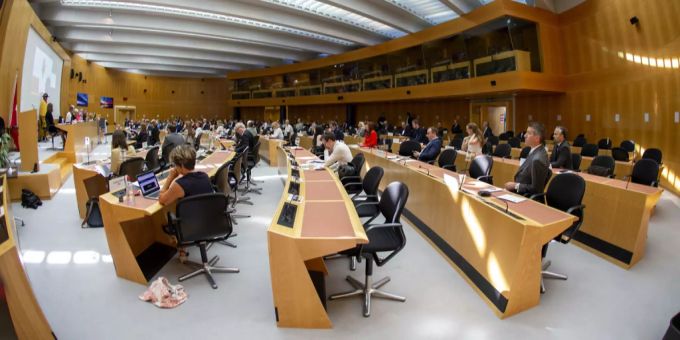 Das Genfer Stadtparlament startet mit einem Millionen-Defizit ins neue Jahr. Genf Stadtrat