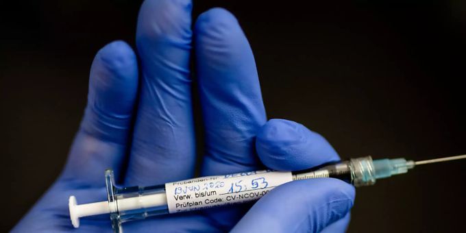 Die Tübinger Biotechfirma Curevac gibt seinen Corona-Impfstoffkandidaten auf und zieht das Mittel aus dem laufenden Zulassungsverfahren zurück. (Archivbild) Curevac