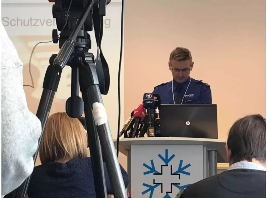 An einer Pressekonferenz in Davos informierten heute das VBS und die Kantonspolizei Graubünden über die Sicherheit am WEF.