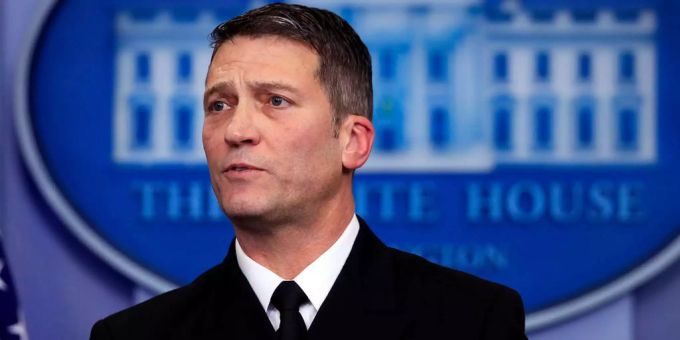 Leibarzt wird Nachfolger - Trump entlässt Veteranenminister