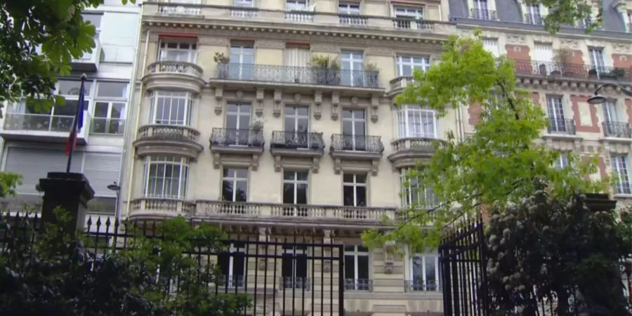 In Paris gehören dem Vatikan Wohnhäuser mit luxuriösen Wohnungen an bester Lage.