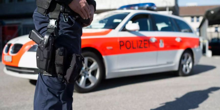 In Chur verursachte ein Autofahrer zwei Unfälle in 24 Stunden: Kantonspolizei Graubünden (Symbolbild)