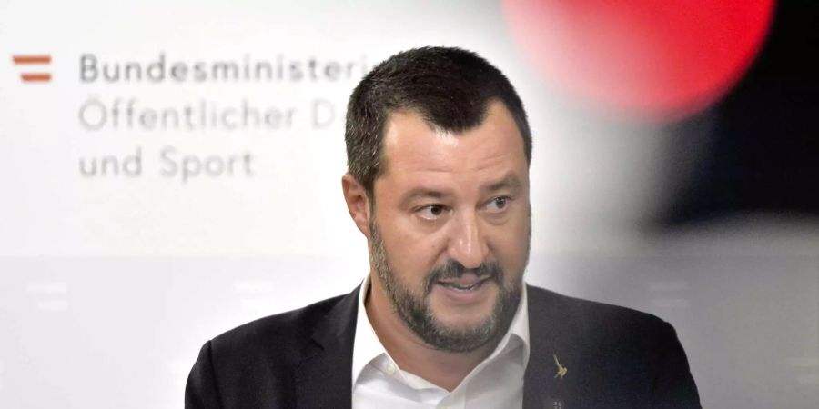 Matteo Salvini, Innenminister von Italien, spricht bei einer gemeinsamen Pressekonferenz mit Österreichs Vizekanzler in Wien.