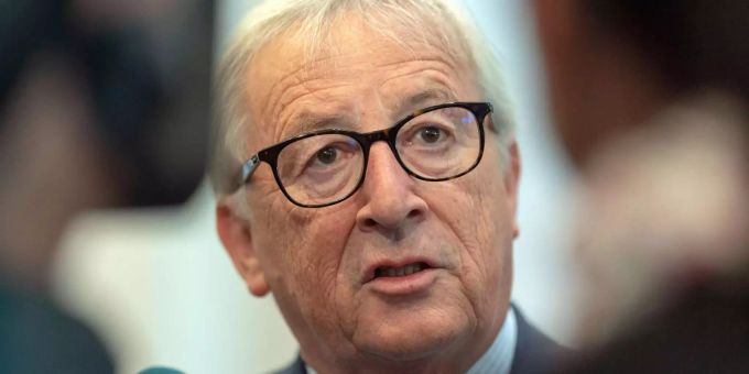 Der amtierende Präsident der Europäischen Kommission: Jean-Claude Juncker. Der amtierende Präsident der Europäischen Kommission: Jean-Claude Juncker.
