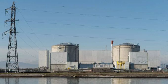 Das Atomkraftwerk Fessenheim steht in der Nähe der deutschen Grenze. Das Atomkraftwerk Fessenheim steht in der Nähe der deutschen Grenze.