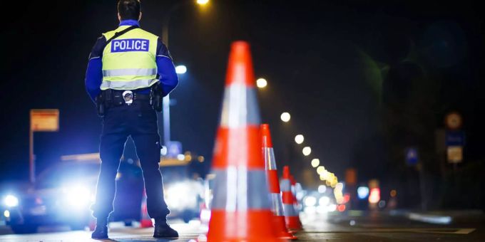 Dielsdorf - Polizei führt Spezialkontrolle durch