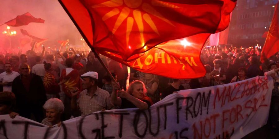 Proteste gegen die Namensänderung Mazedoniens