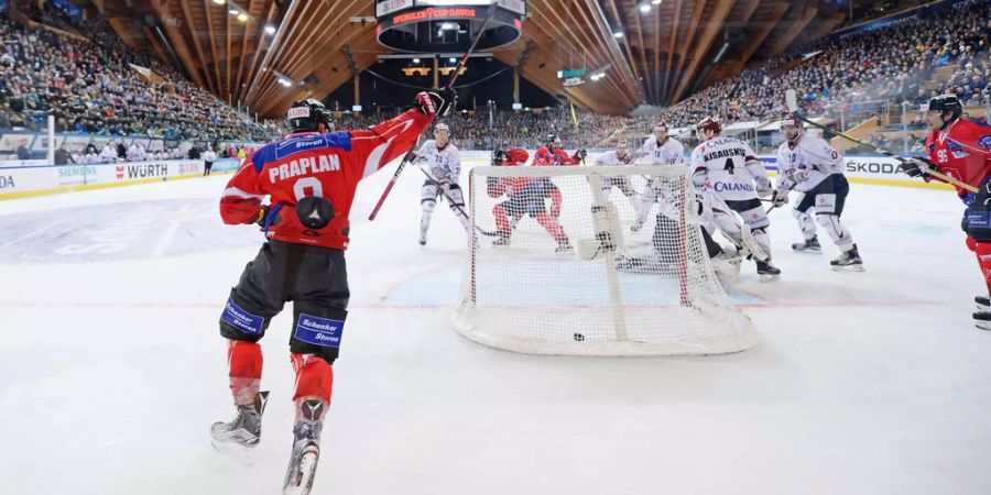 Optimaler Start für die Schweiz am Spengler Cup 2017.