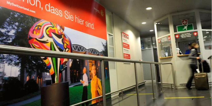 Schengen und Dublin zahlen sich für die Schweiz aus. Schengen und Dublin zahlen sich für die Schweiz aus.