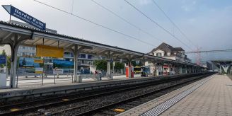 Spiez - Neue Buslinie zwischen Spiez und Interlaken ist zuverlässig